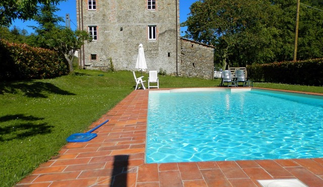 Dreamy Cottage in Trebbio with Pool