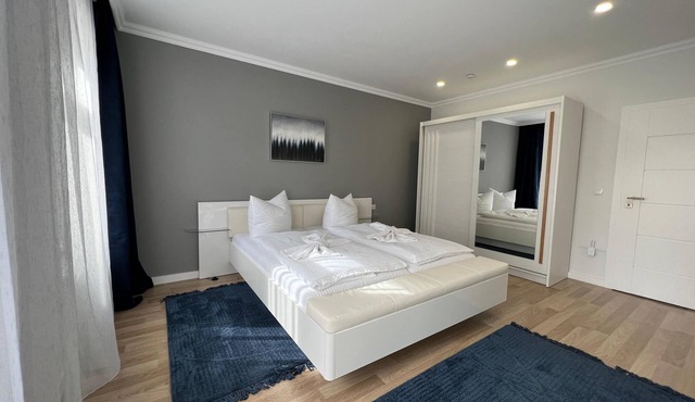 DREAMZzz | 130m² designer apartment with 2 bathrooms Gera