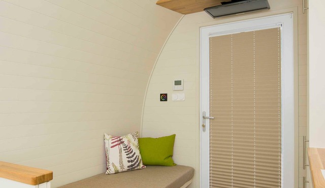 Dreibettzimmer - Glamping Resort Biosphäre Bliesgau