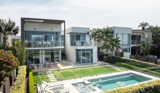 Drift - Heated Spa, Endless Views 4BDRM
