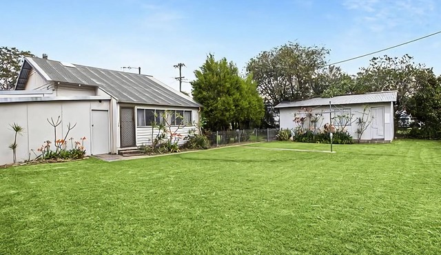 Driftway is the ultimate family home in the beautiful seaside town of Urunga.