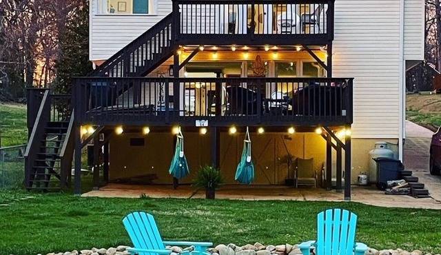 Driftwood Lake House- cozy , quiet cove!