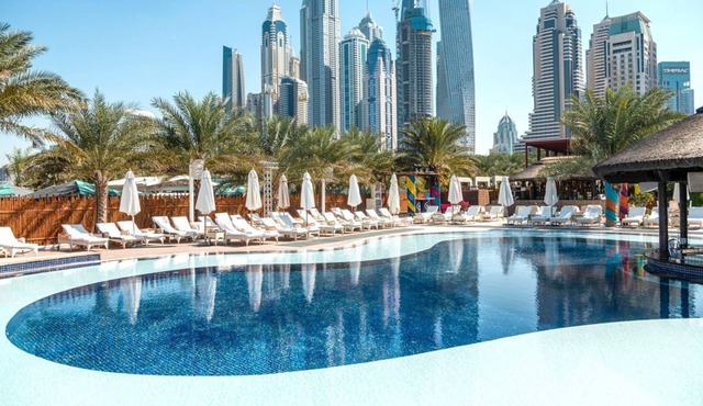 Dubai Marina Beachfront Resort!