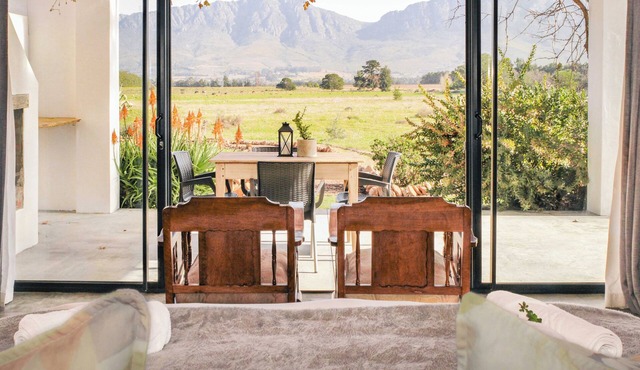 Duikersdrift Winelands Country Escape