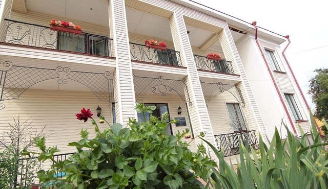 Duk Hotel