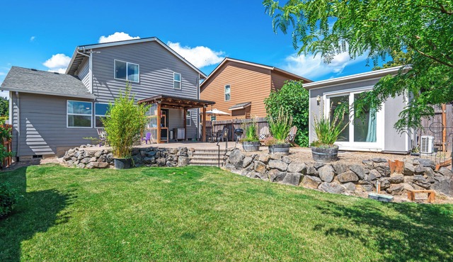 Dundee Hillside Retreat