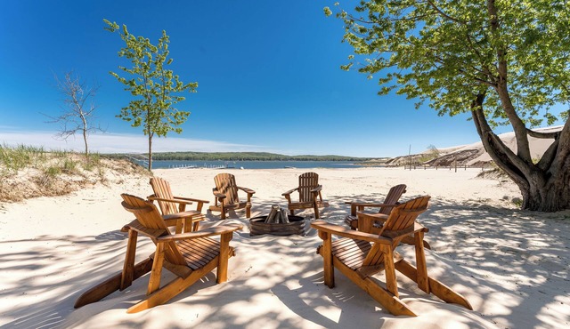 Dunes Edge | Steps to Silver Lake & Scenic Dunes
