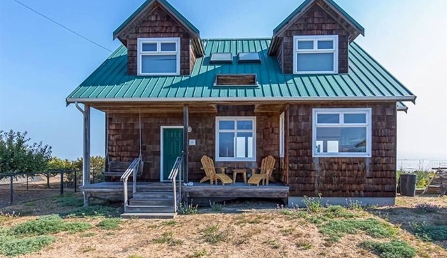 Dungeness Bay Beach House Tranquil Beach Getaway