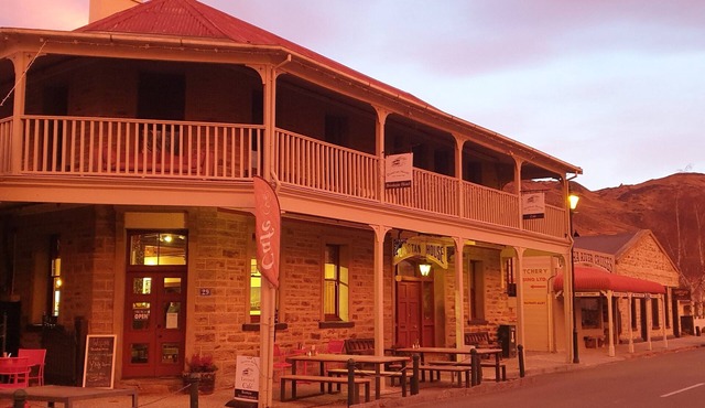 Dunstan House