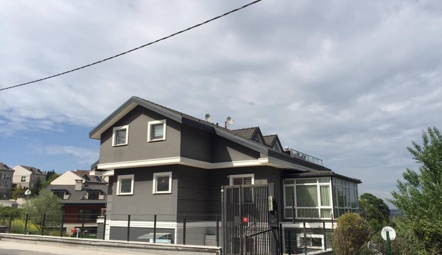 DUPLEX 2 BEDROOM PROPERTY