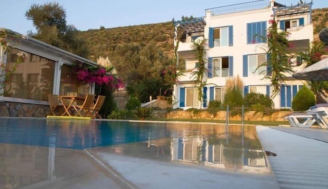 Duplex apartment in villa with pool with wonderful view over Bodrum and Sea