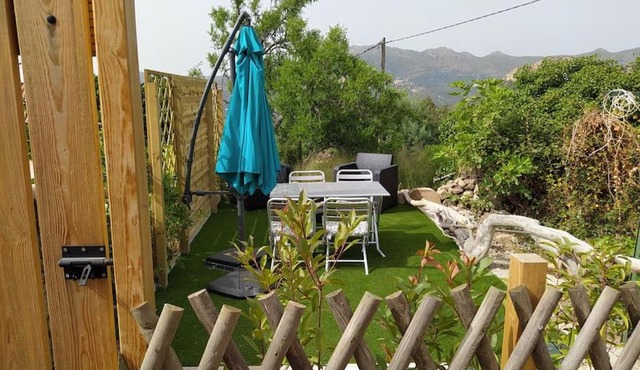 Duplex avec jardin, proche village