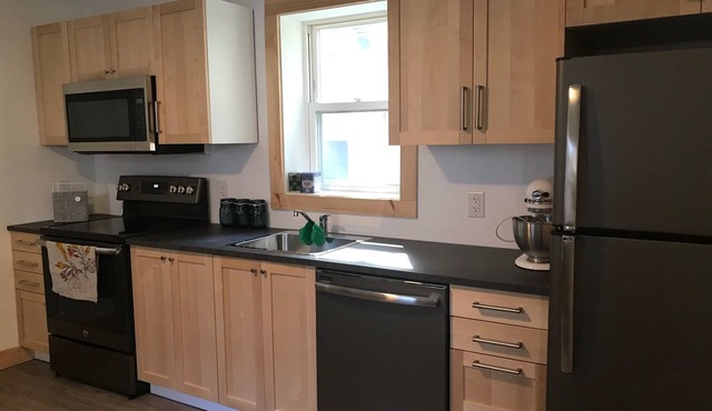 Duplex in Historic Mill District Walkable to Williams & Spring St.