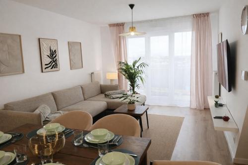 Duplex in Paris, Villepinte Expo, CDG Airport