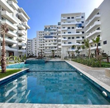 Duplex Luxe 3 Chambres Vue Mer & Piscine à Zenata Eco City
