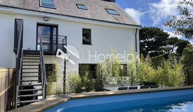 Duplex neuf Hyper Design - Piscine chauffée