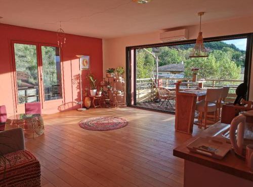 Duplex Orange Oasis