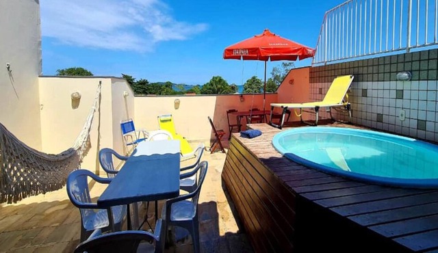 Duplex penthouse with pool