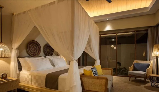 Duplex Villa with Private Pool and Beach Access 7
