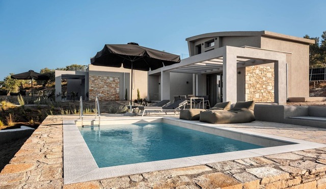 Duplex Villa Ondessa, Private Pool, Spacious Furnished Terrace, Thassos