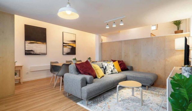 Duplex w/Terrace | Jardim do Morro by HostWise