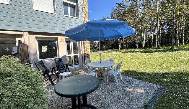 Duplex with Terrace near Beach and Shops in Saint-Pair-sur-Mer