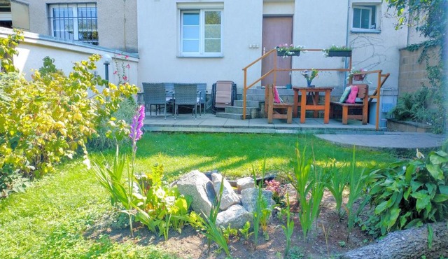 Duplex with garden