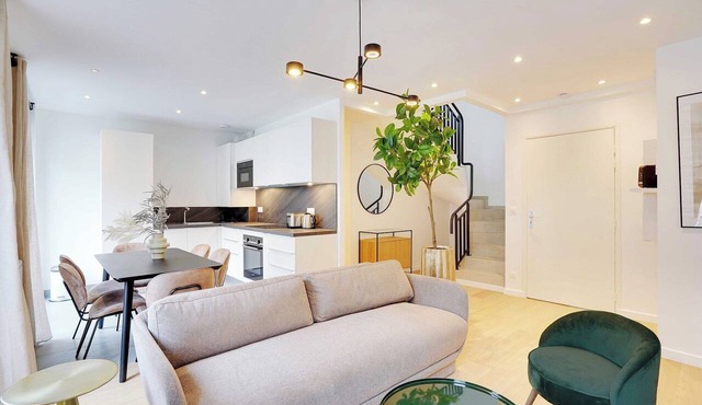 Duplex with terrace in Levallois