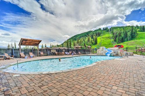 Durango Condo: Walk to Lifts w/Club Access!