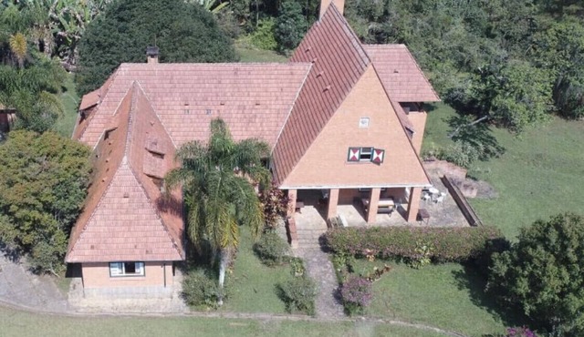 Dutch Charm Farm
