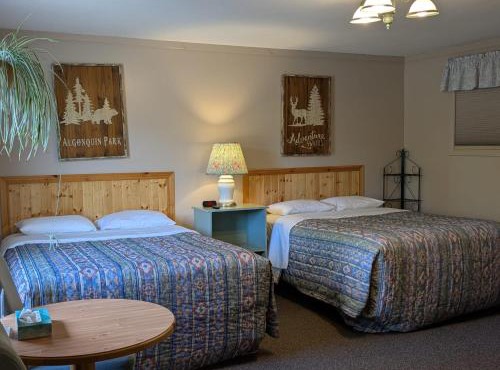 Dwight Village Motel