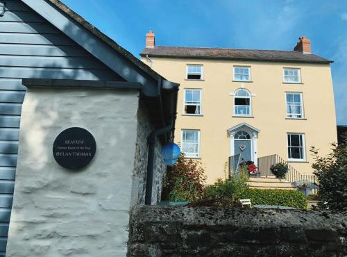 Dylan Thomas Sea View