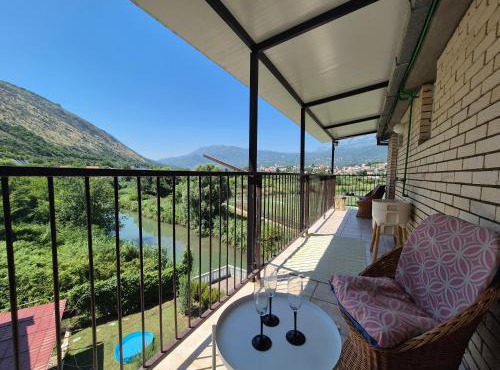 E&E Summer Breeze Apartment