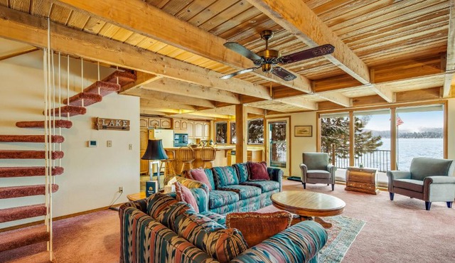 E Lake Retreat