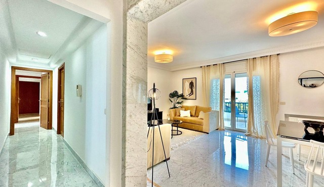 E4 Spacious and cozy 2 bds in La Marsa