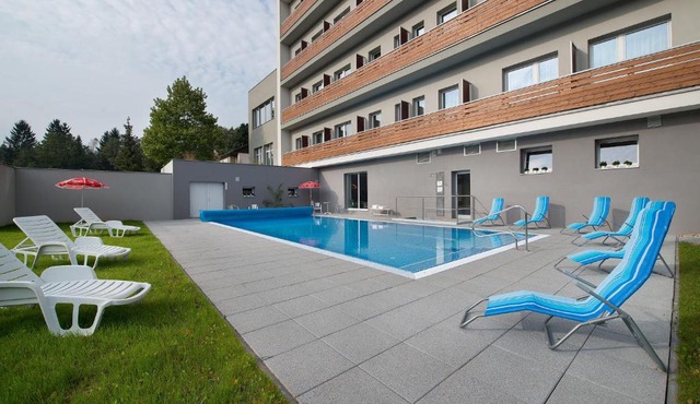 EA Hotel Kraskov