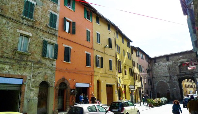 Each window is a painting in the heart of Perugia.