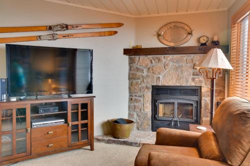 'Eagle's Nest' Crested Butte Townhome w/Mtn Views