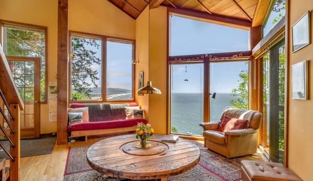 EAGLE'S NEST: Ocean View - Connect with the Soul of the Oregon Coast