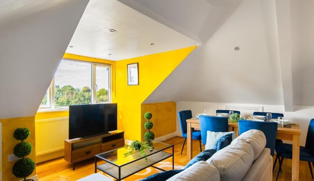 Ealing Common Contractor Flat