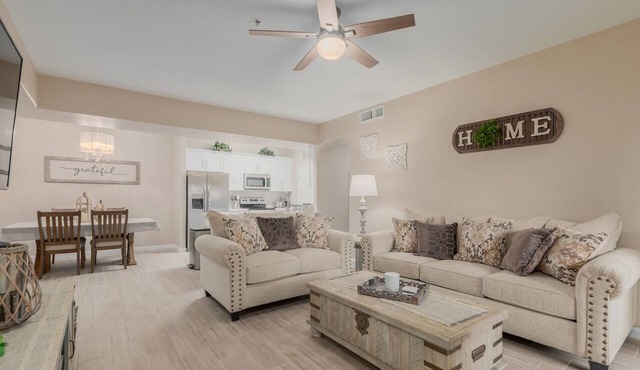EAST MESA LUXURIOUS, FULLY FURNISHED VACATION OR SHORT TERM RENTAL