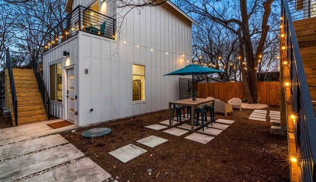 Easter Break · Fire Pit · WiFi + TV· Private Patio