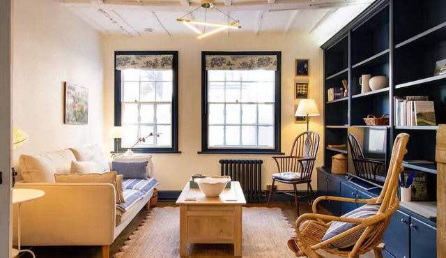 Easter Cottage - Central Rye, Effortless Chic! | Pass the Keys