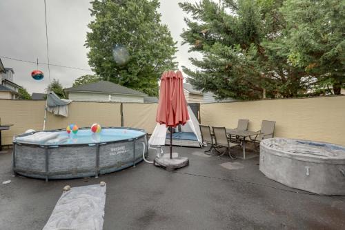 Easy Access to NYC & Newark Airport! Apt w/Pool