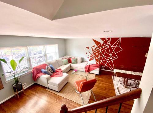 Easy PATH&Bus access- NYC| designer home + Deck.