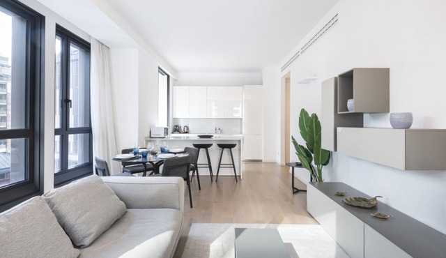 Easylife - Sophisticated abode 2min from the Duomo