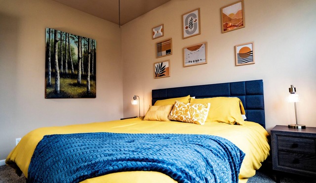 Eat-Sleep-Stroll-Repeat! Walkable Midtown 2BR Home