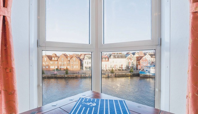Ebb and flow vacation apartment for up to 2 people
