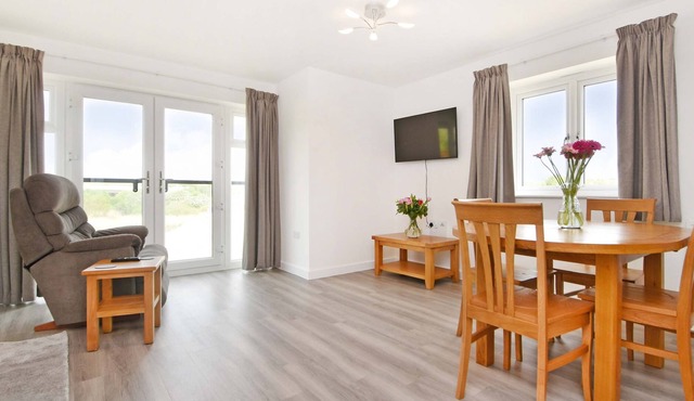 Ebbsfleet International Apartment