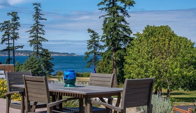 Echo Bay Retreat on Orcas Island North Shore